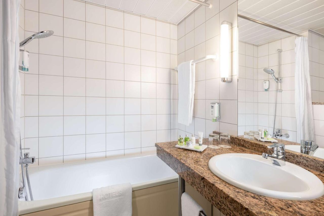 Nh Leipzig Messe Hotell Exteriör bild