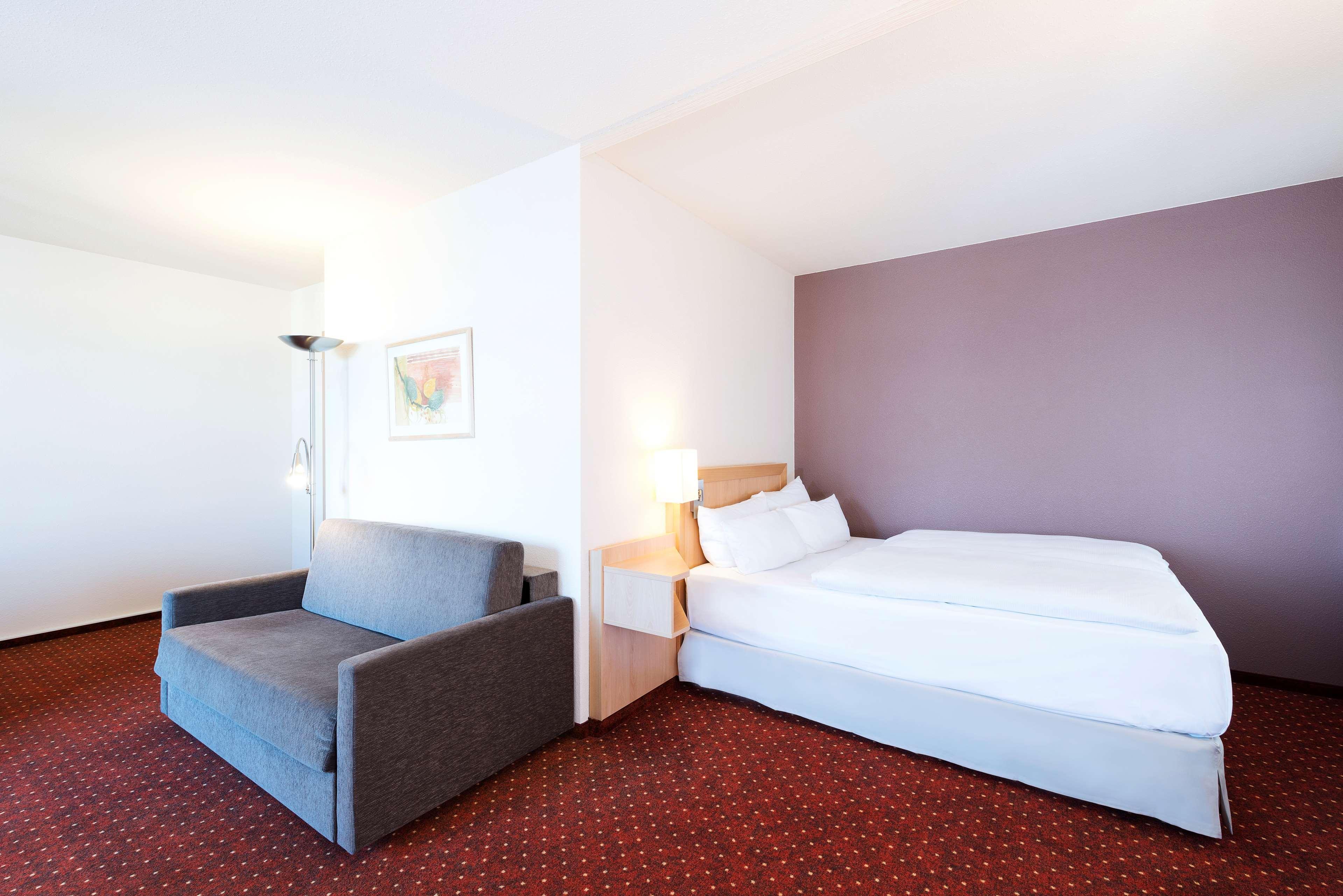 Nh Leipzig Messe Hotell Exteriör bild