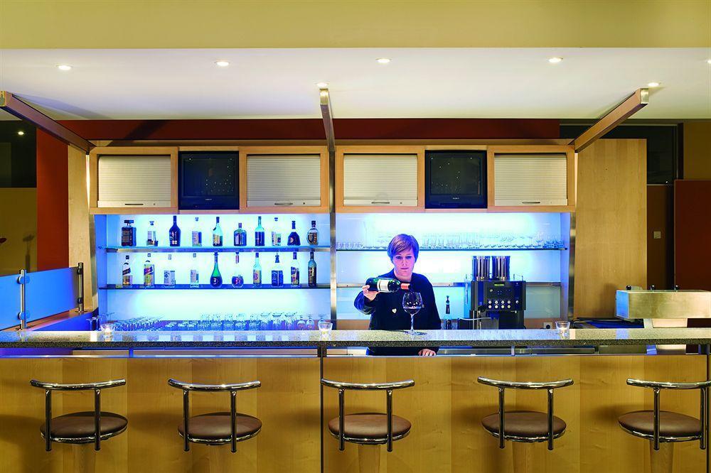 Nh Leipzig Messe Hotell Exteriör bild
